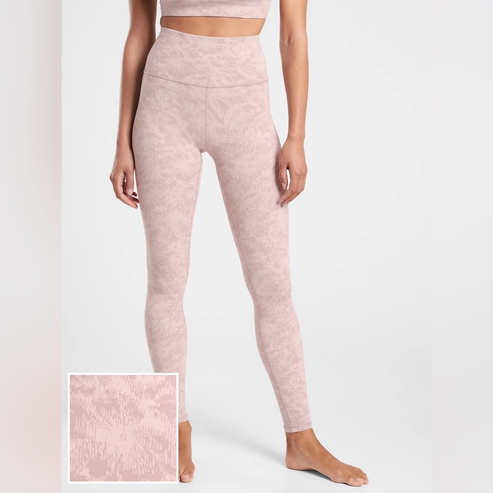 Athleta Elation Textured Tight Leggings Size Medium